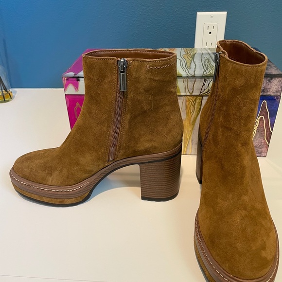 New Steve Madden Shaniya Brown Suede 
